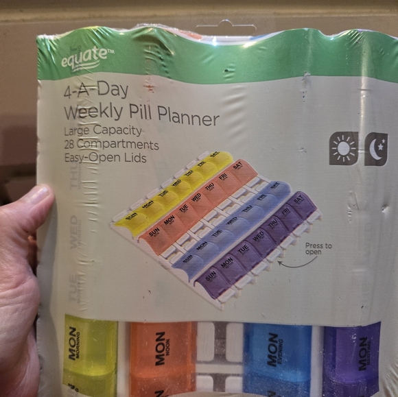 Multi-Color Weekly Pill Planner - Picture 3 of 4